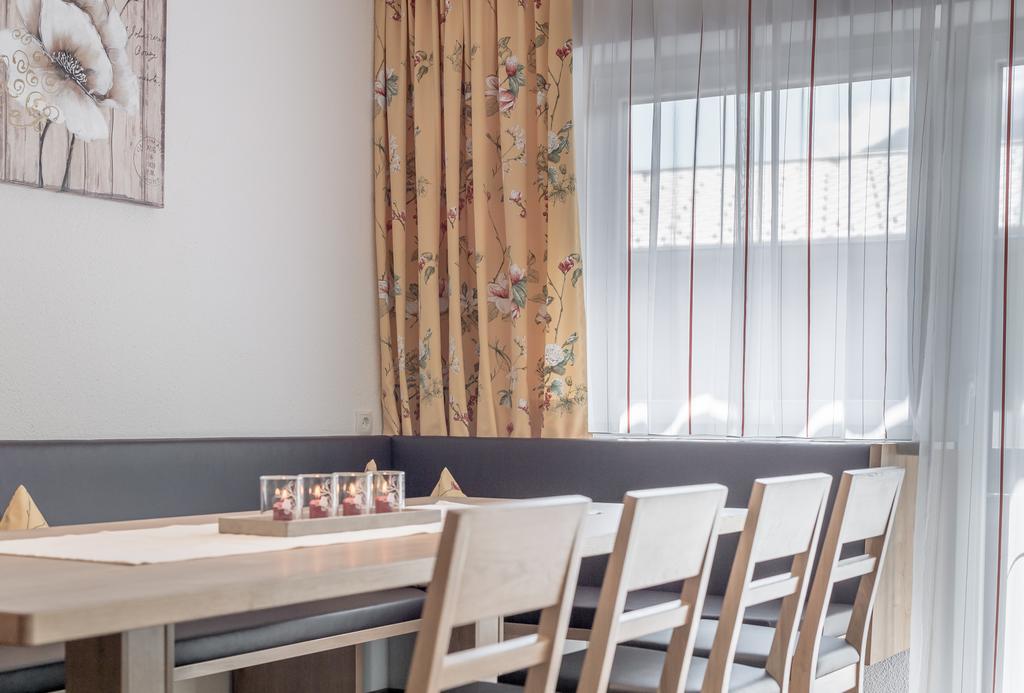 Ferienhaus Apart Sonnzeit Sölden Kamer foto