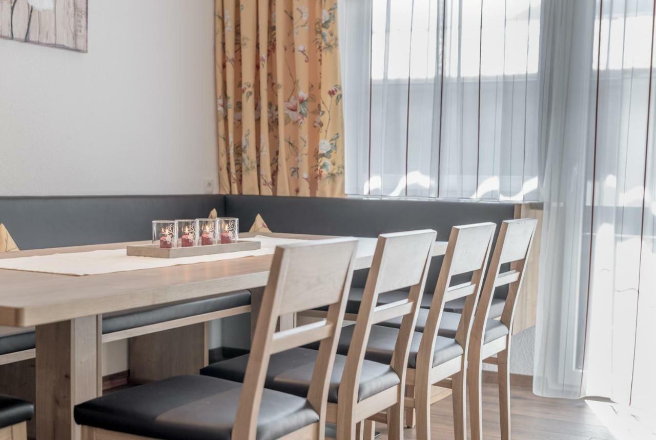 Ferienhaus Apart Sonnzeit Sölden Buitenkant foto